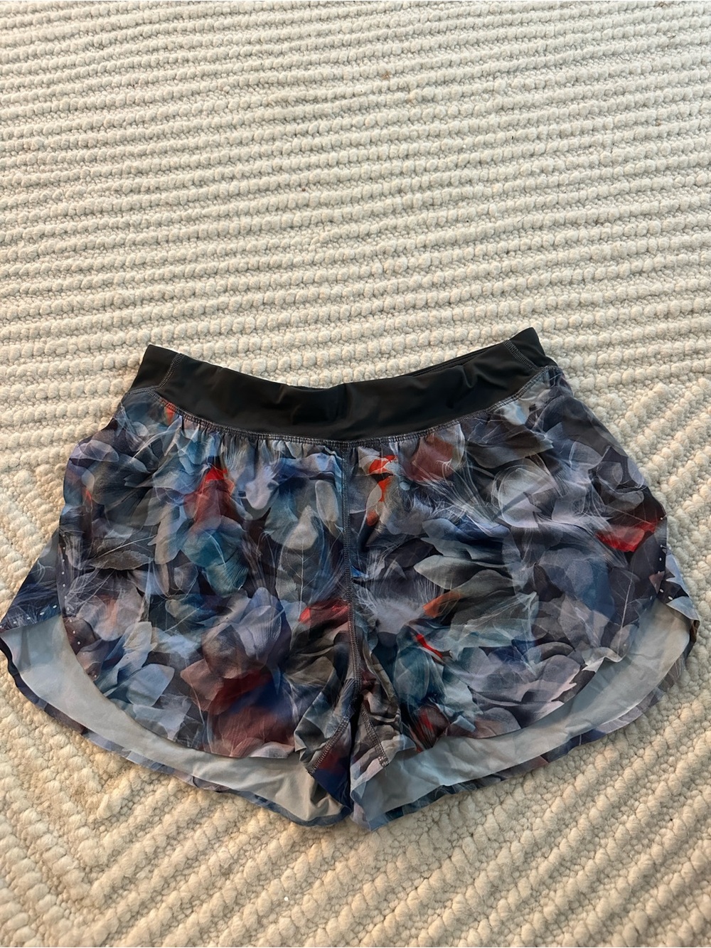 Lululemon Find Your Pace Women’s Printed Athletic Shorts - Multicolor